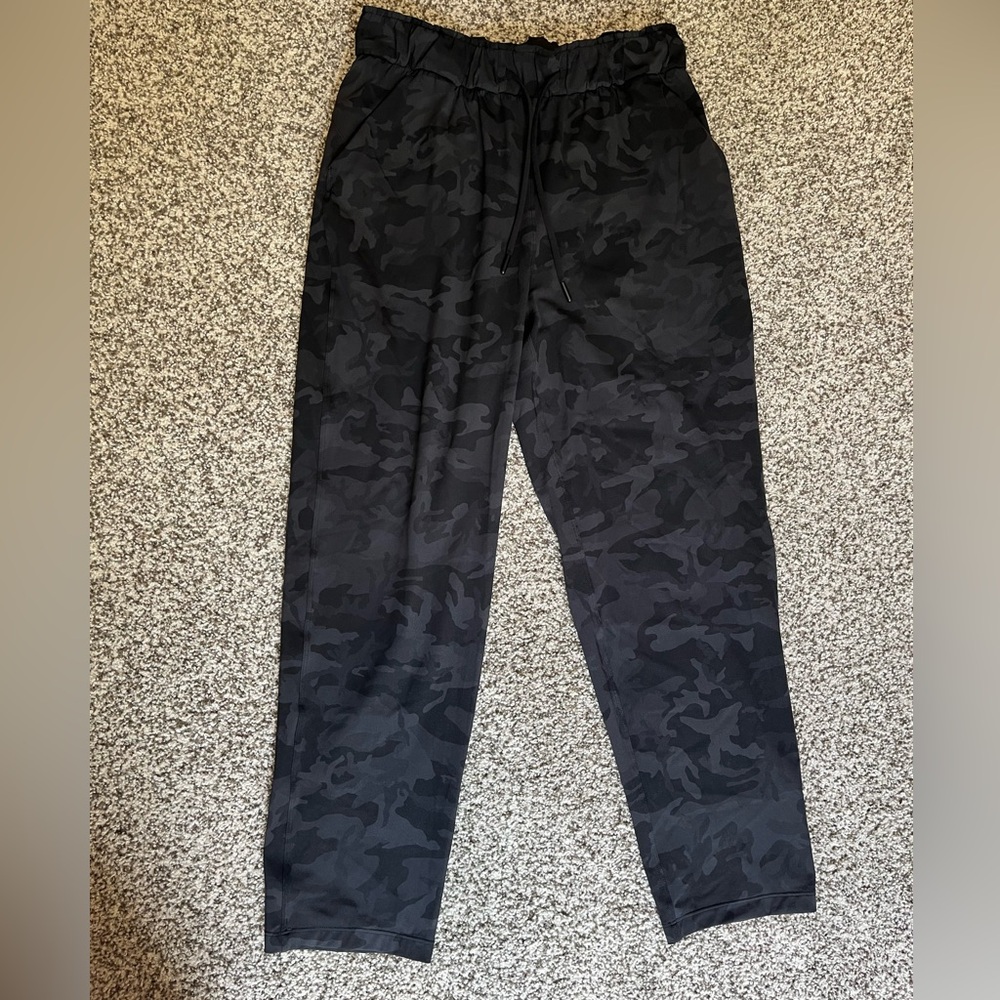 Lululemon camo pants